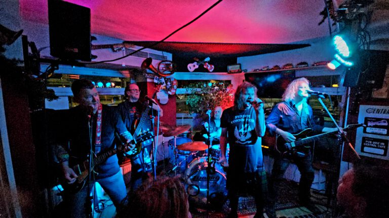 FRENCH CONECTION, 03.01.2026